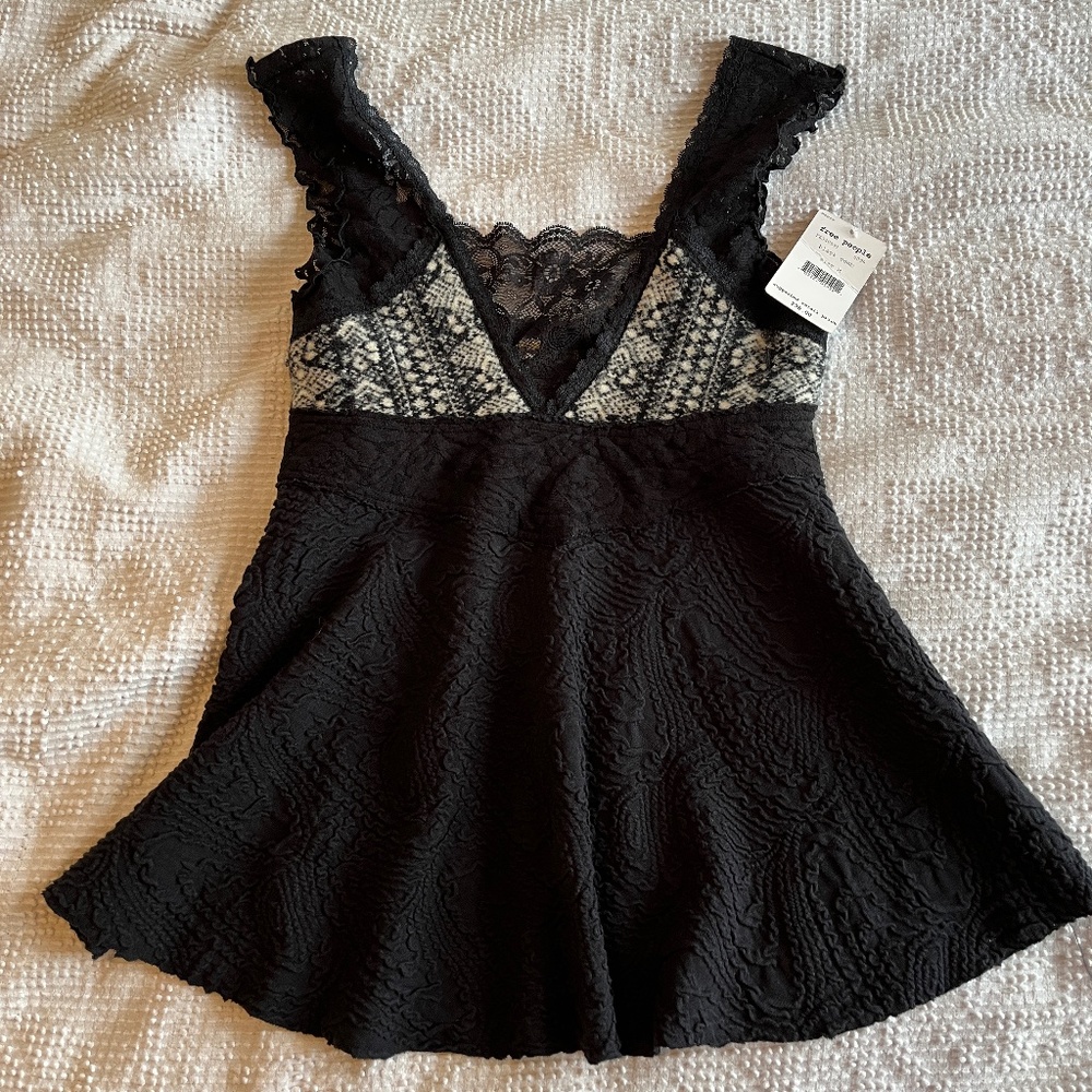 Free People Mixed Media Flared Black Sleeveless Blouse -Lace and Knit Size M NWT